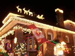 Friday December 11, 2009 19:48 - CHRISTMAS CONCERT AND DRIVE TO SEE LIGHTS 005.jpg